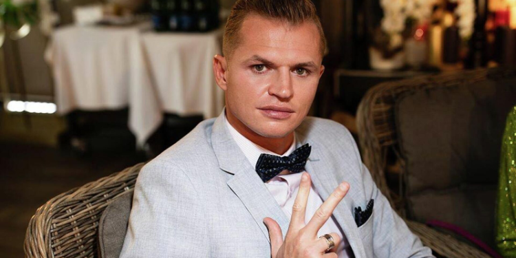 Тарасов выкупил «Мерседес» премиум-класса у Моргенштерна*