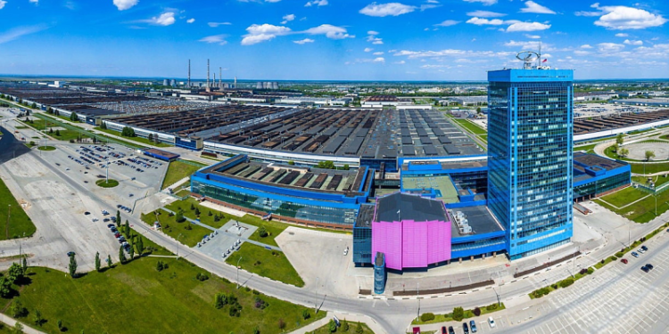 АвтоВАЗ досрочно вернётся к пятидневному графику работы