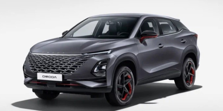 Рассекречены салон и оборудование кроссовера Omoda C5 для РФ