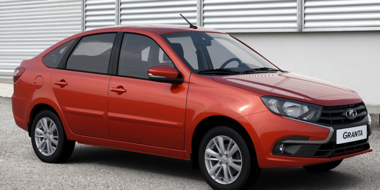 «Антисанкционные» версии Lada Granta впервые подорожали