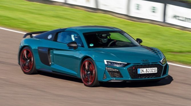 Audi заменит спорткар R8 электромобилем