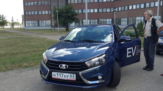 АВТОВАЗ не исключил появления электрических LADA Vesta и Granta