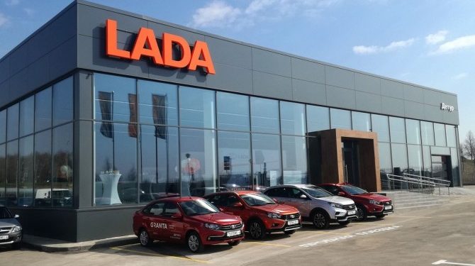 Белорусский авторынок в августе 2022 года рухнул более чем в 6 раз