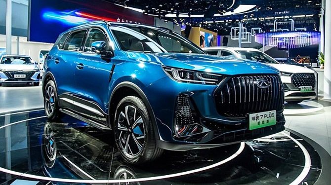 Chery представила гибридную версию Tiggo 7