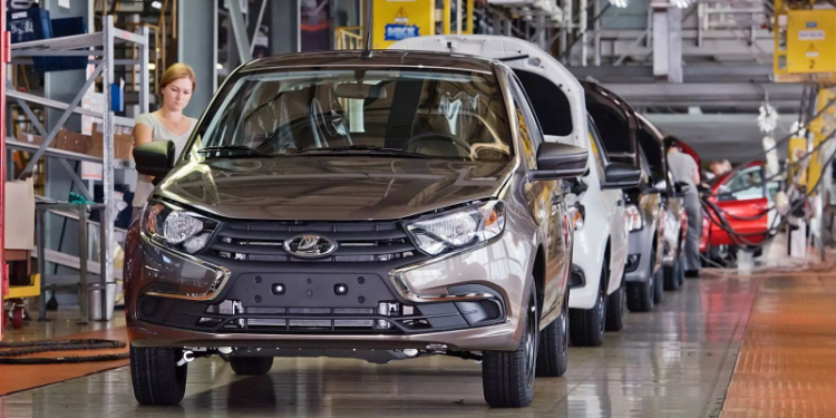 Примерно треть компонентов Lada еще не импортозамещена