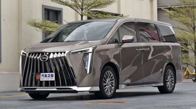 GAC представил минивэн Trumpchi GM8 нового поколения