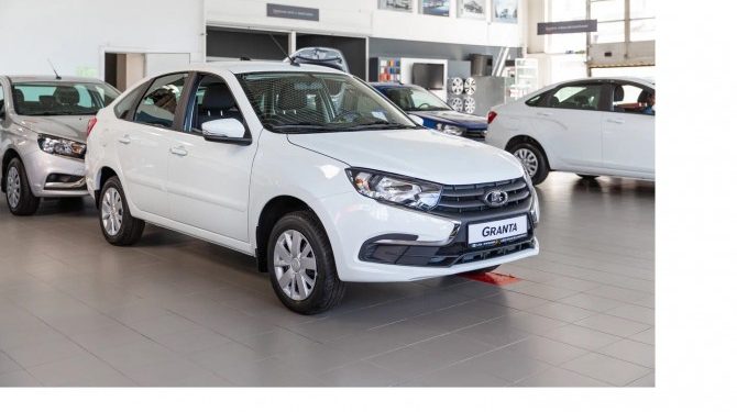 LADA Granta в августе стала самым популярным автомобилем в Санкт-Петербурге