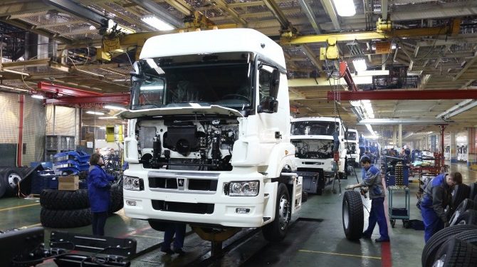 КАМАЗ проиндексирует заработную плату на 4%