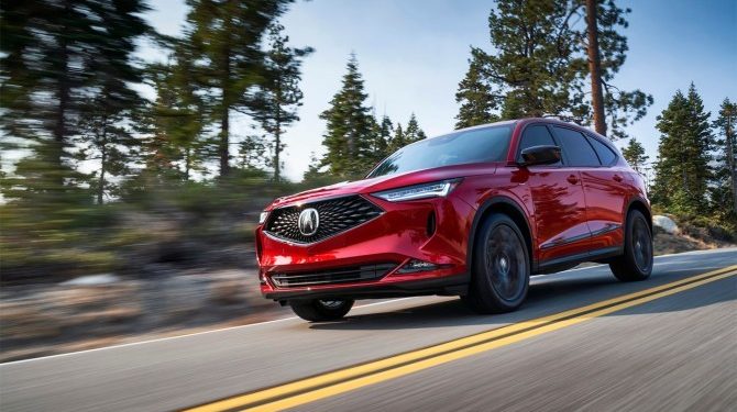 Новый кроссовер Acura MDX появился у российских дилеров