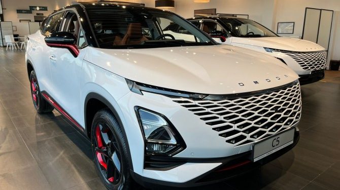 Первые 100 автомобилей OMODA С5 проданы в России