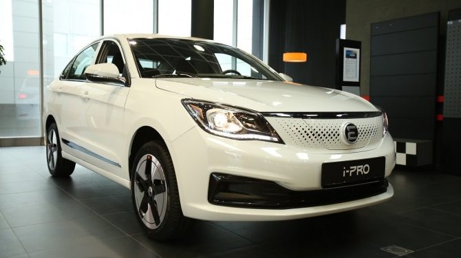 Рынок новых электромобилей в октябре вырос почти на 60%