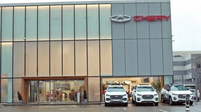 За 10 лет количество дилеров китайских марок в РФ увеличилось вдвое