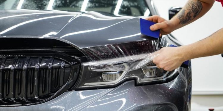 Как ухаживать за кузовом автомобиля на ярком солнце?