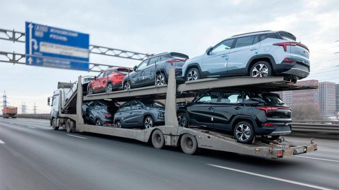 Автомобили «Москвич» начали поступать в российские регионы