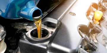 Масло для ДВС: критерии подбора