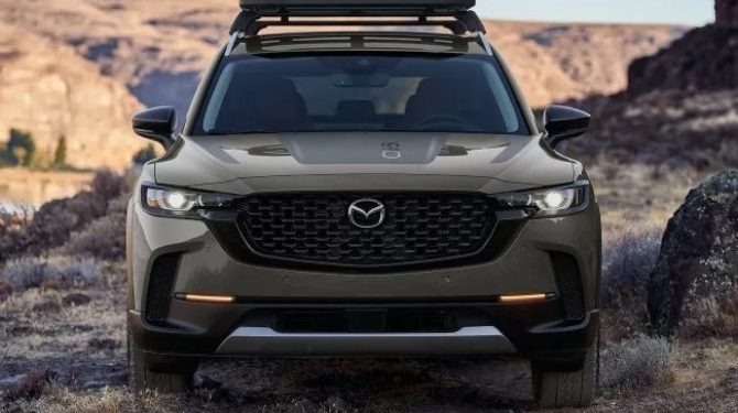 Кроссовер Mazda CX-50 стал доступен для заказа в России