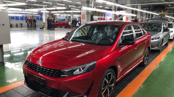 Выпуск легковых автомобилей в январе 2023 года снизился на 78%