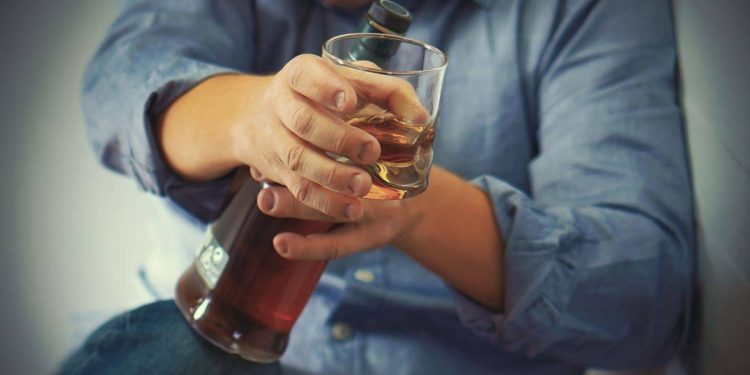 Вывод из запоя в Екатеринбурге: где искать помощи?