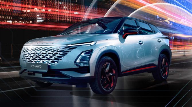 Кроссовер OMODA C5 получил полноприводную версию в России