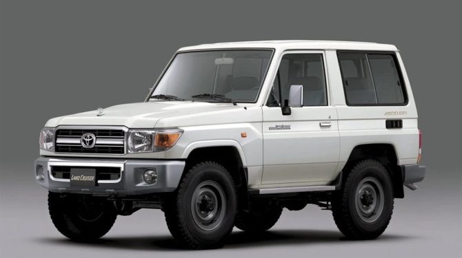 Российские дилеры привезли внедорожник Toyota Land Cruiser 78