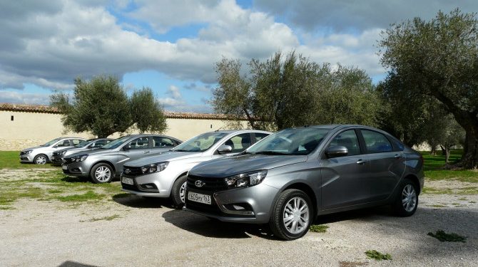 В России насчитывается почти 600 тысяч автомобилей семейства LADA Vesta
