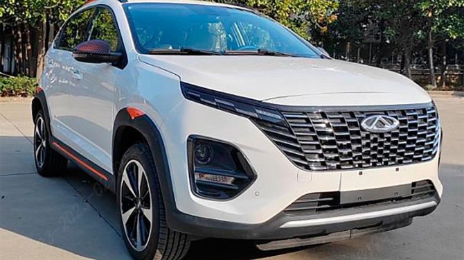 В России появятся два новых кроссовера OMODA