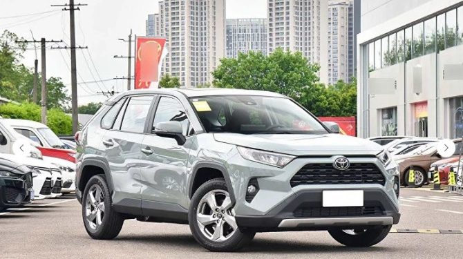 «КЛЮЧАВТО» привезет на бизнес-форум «FinAuto-2023» три автомобиля