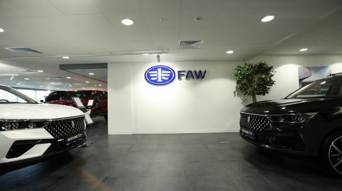 В марте 2023 года цены на автомобили изменились у пяти брендов