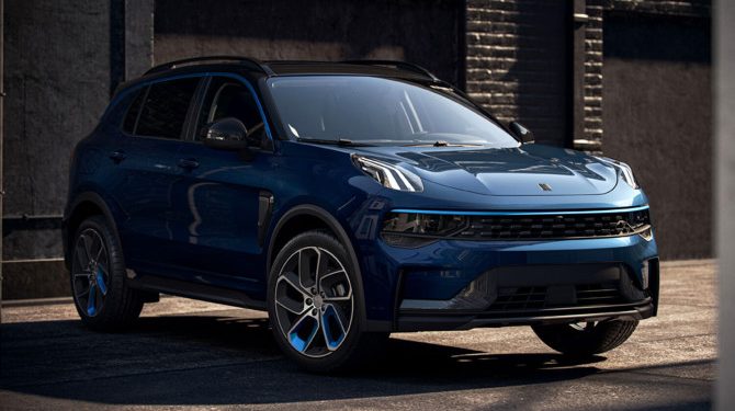 В России появились китайские кроссоверы Lynk & Co 01