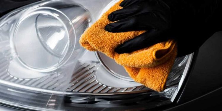 Как отполировать фары автомобиля в домашних условиях: пошаговая инструкция и полезные советы