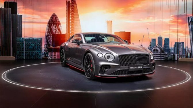 Bentley отметила юбилей Continental GT эксклюзивным спорткаром