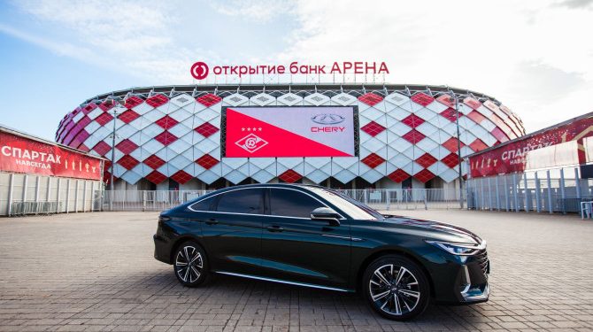 Chery назвала сроки появления седана Arrizo 8 в России