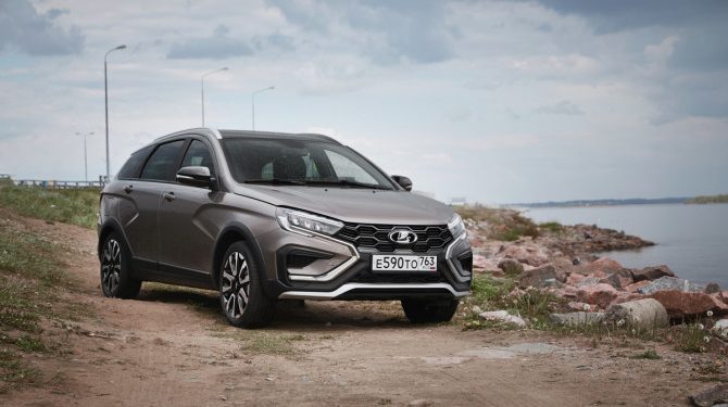 АВТОВАЗ начнет производство LADA Vesta с «автоматом» до конца 2023 года