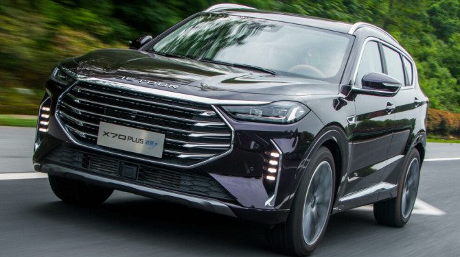 Jetour привезет в России два новых кроссовера