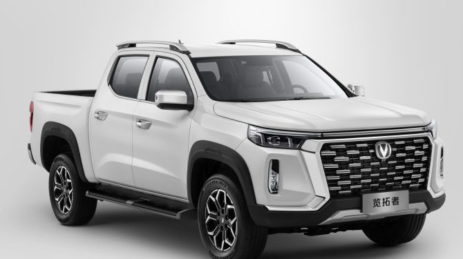 Пикап Changan Hunter Plus появится в России до конца июня