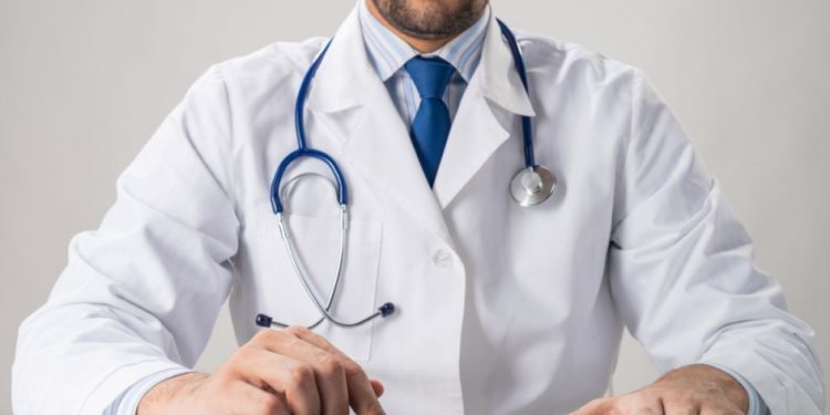 Нарколог: когда его помощь необходима и как лечить алкоголизм и наркоманию в клинике «Нарко Центр»