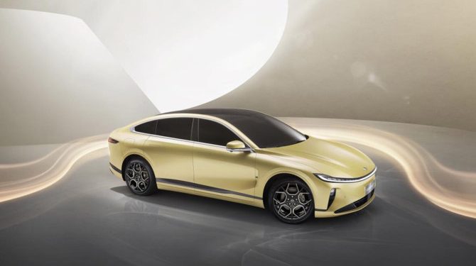 Changan представит новый лифтбек Qiyuan A07