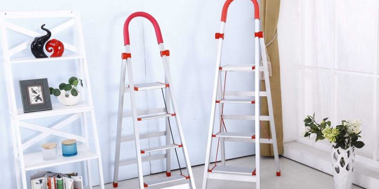 Стремянки: разновидности, характеристики, критерии выбора