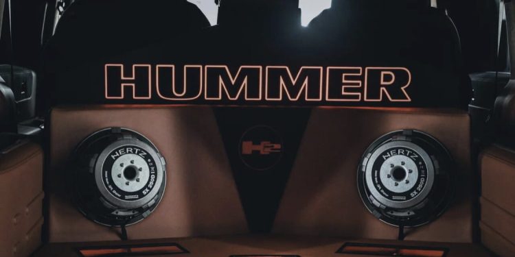 Установка автозвука и тюнинг оптики: этапы и особенности