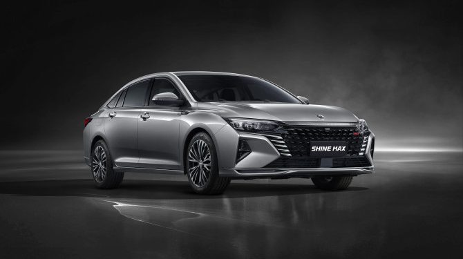 «Моторинвест» представляет в России новый бизнес-седан Dongfeng Aeolus Shine Max