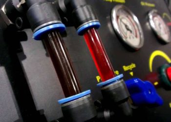 Аппаратная замена масла в АКПП с заменой фильтра: в каких случаях необходима? Как выполняется?