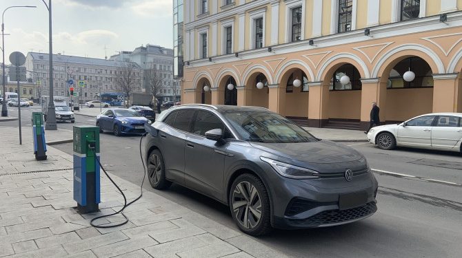 Каждый пятый электромобиль в РФ зарегистрирован в Москве, а каждый шестой – на Дальнем Востоке