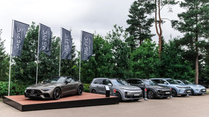 В России появятся автомобили китайских марок Aito и LiXiang