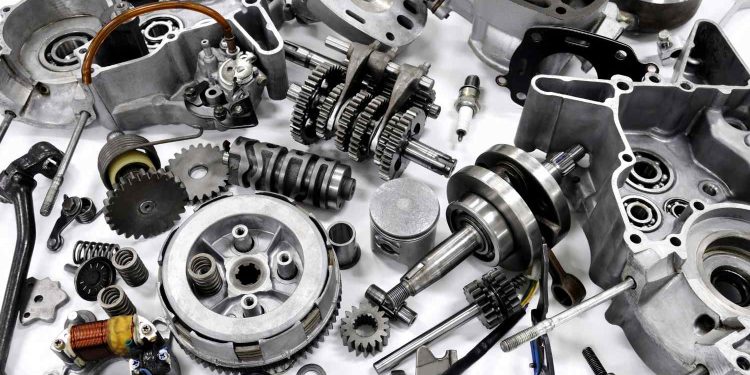 Как выбрать запчасти для автомобилей и мототехники: основные критерии подбора