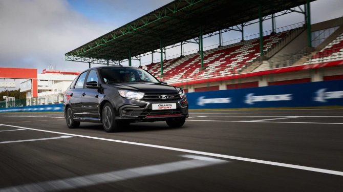 АВТОВАЗ начал продажи LADA Granta Sport