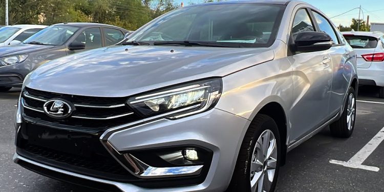 Автомобили LADA 2023: обзор модельного рядя, характеристики, достоинства