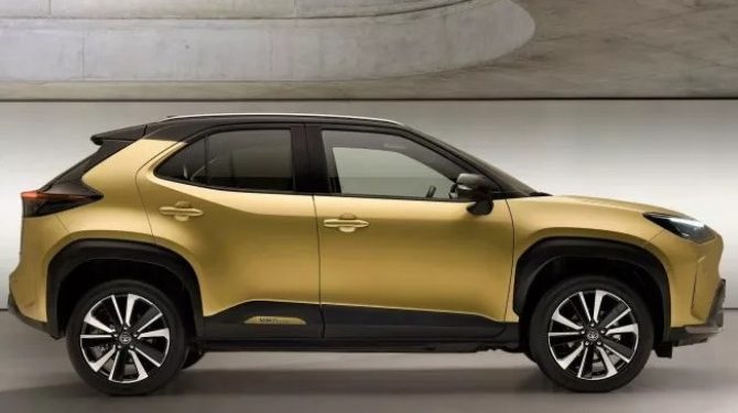 Новый Toyota Yaris Cross появился в России