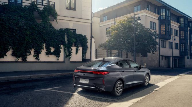 Лифтбек «Москвич 6» появился у российских дилеров