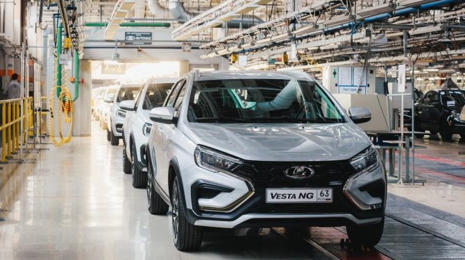 Новые топ-версии LADA Vesta SW выходят на рынок