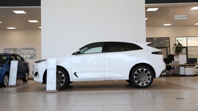 «Открытие Авто»: в сентябре на покупку новых автомобилей было потрачено 334 млрд рублей